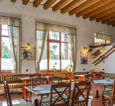 Encian Гостевой дом 2*