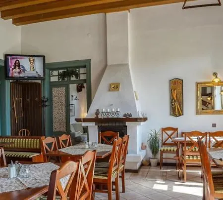 Encian Гостевой дом 2*